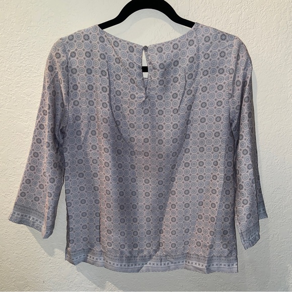 KENAR Size XS Silk Blouse - Picture 2 of 6